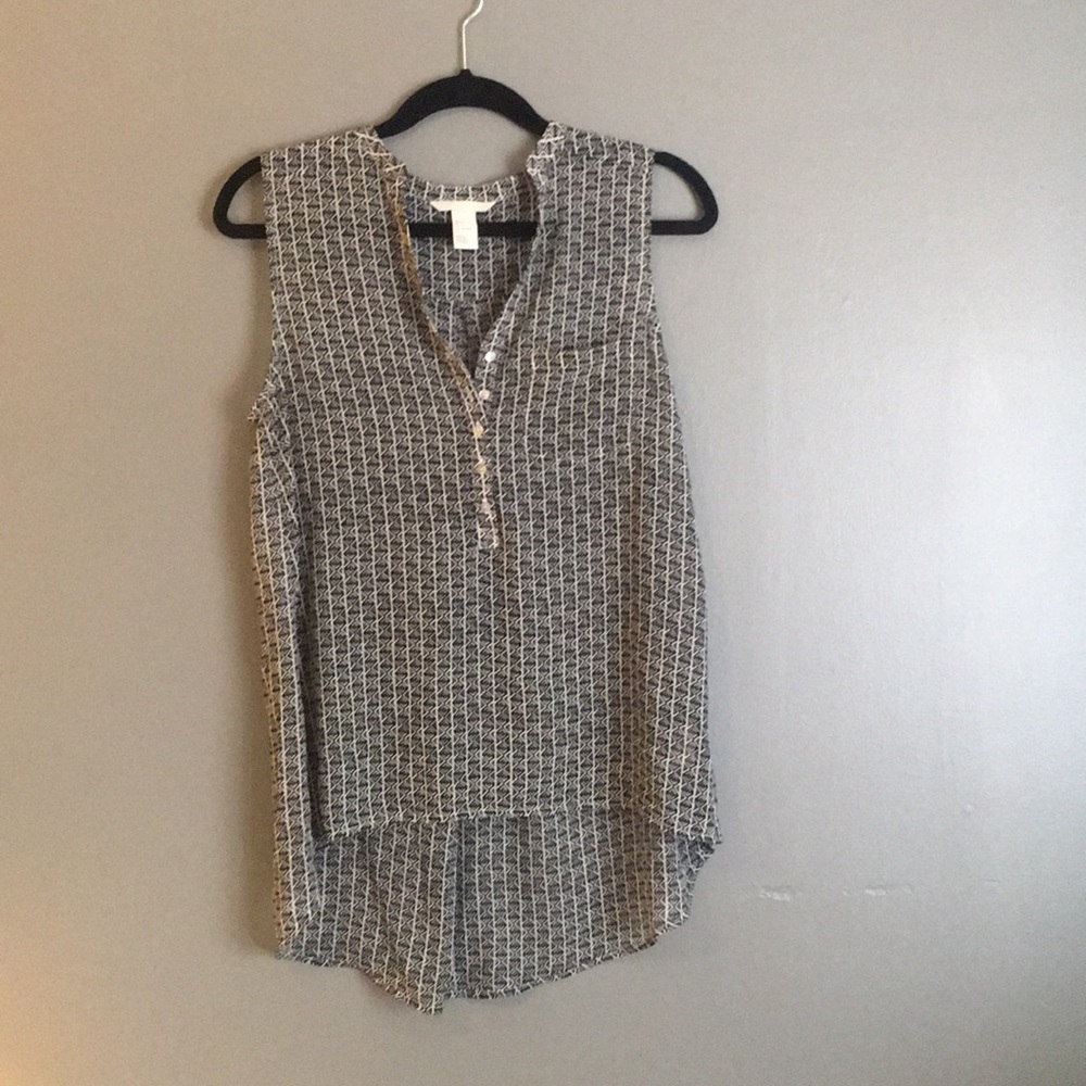 Black and white tank - size 4